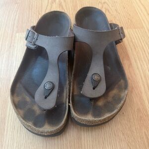 Brown Birkenstock Gizeh Sandals with Cushioned Sole and Adjustable Straps